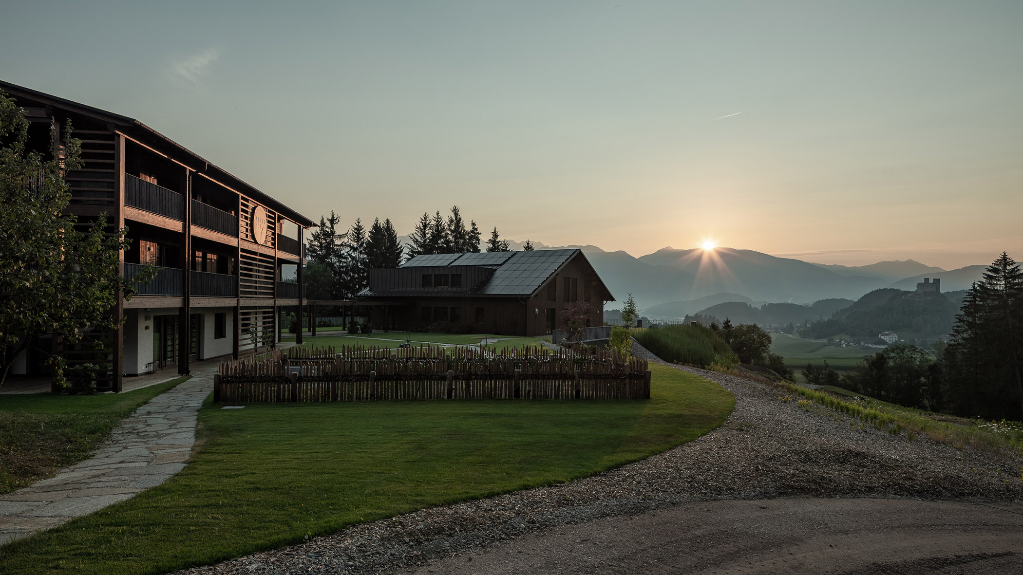 Sonnenaufgang am Arieshof